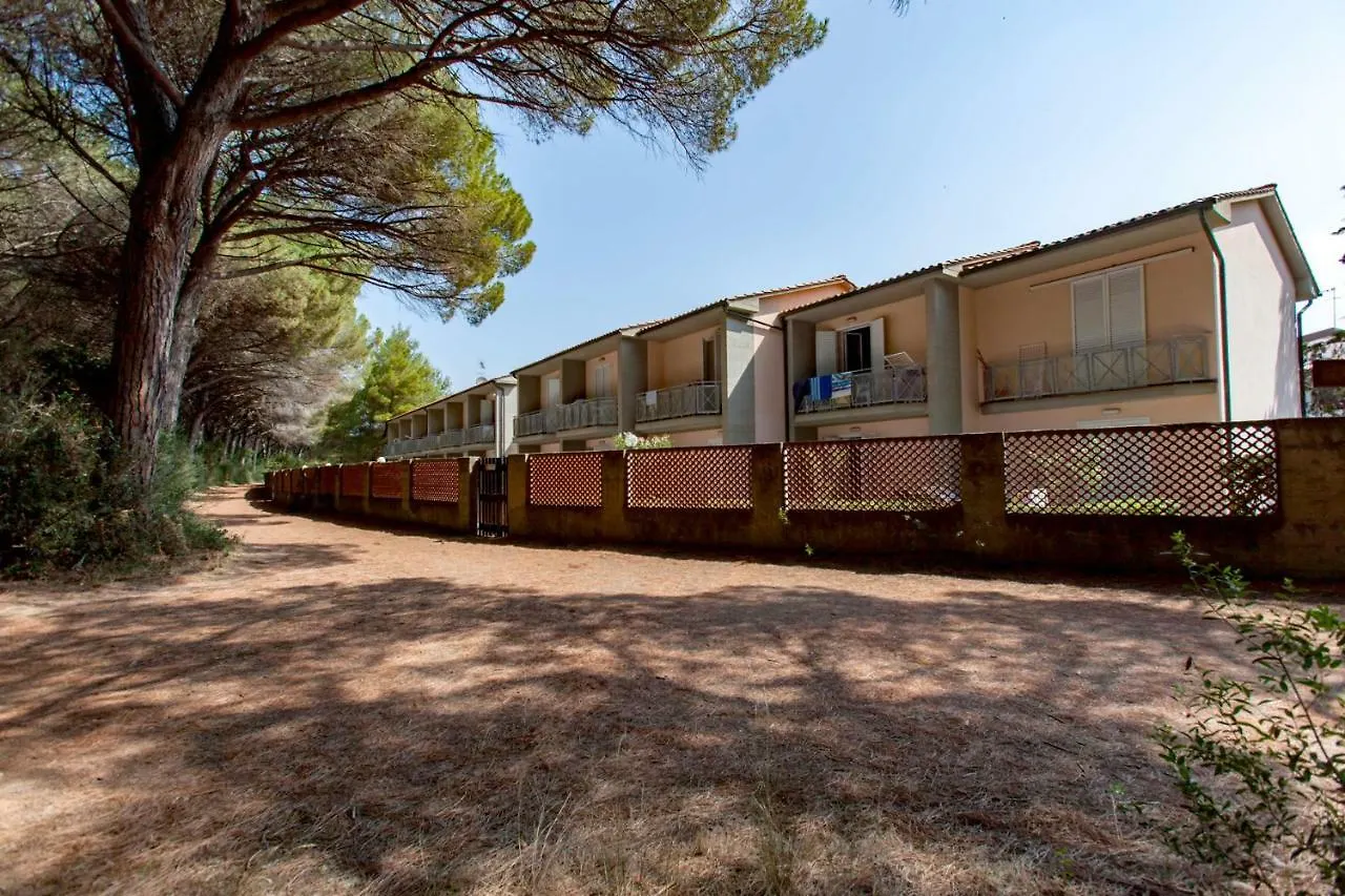 Oleandri Suite Hotel Vada