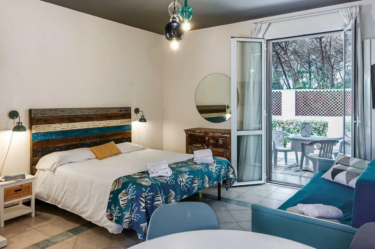Oleandri Suite Hotel Vada 2*,